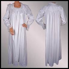 Ladies Nighty Gown