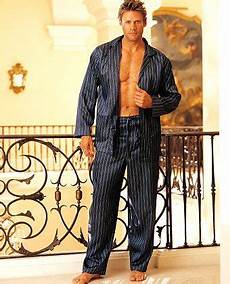 Mens Winter Pyjamas