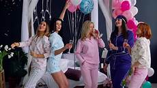 Pyjamas For Women