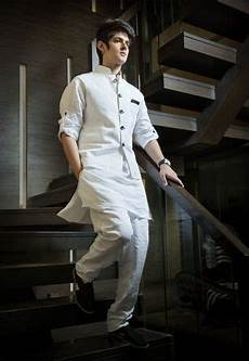White Kurta Pajama